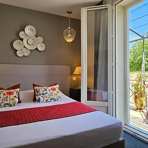 *** Hotel Brit Acacias Francia